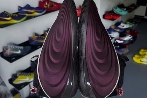 顏值如何？哈登10代簽名鞋“馬年”深紫配色曝光