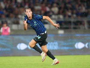 埃斯波西托：勞塔羅以身作則領(lǐng)導(dǎo)球隊(duì)，永遠(yuǎn)感激他對(duì)我的關(guān)照