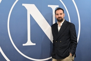 那不勒斯總監(jiān)：德布勞內(nèi)至少要明年2月底康復(fù)，冬季會(huì)引進(jìn)新中場(chǎng)