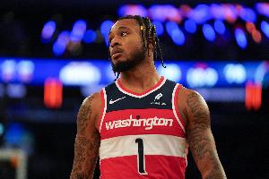 沖擊力十足！惠特摩爾替補(bǔ)19分鐘14中8拿到17分5板 正負(fù)值+6