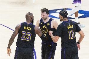 湖記：湖人的上限和掘金、火箭是一個級別的 但是下限更低