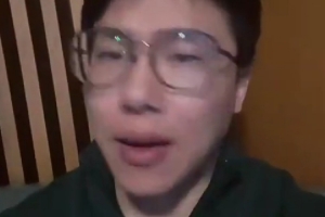 解說(shuō)：我不認(rèn)為快船會(huì)透支未來(lái)資產(chǎn)補(bǔ)強(qiáng) 可能要?jiǎng)雍诵牧? >
                                        </div>
                                    </div>
                                    <div   id=