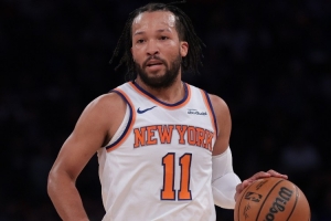 記者：綠軍過(guò)去11次面對(duì)尼克斯贏了9回 布倫森今晚徹底迷失