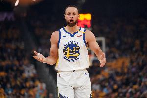 韋德：當(dāng)我們談GOAT或那些改變比賽的人時(shí) 你絕不可能不提庫(kù)里！