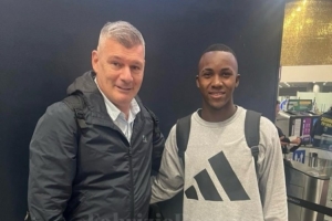 羅馬諾：曼聯(lián)即將簽下奧羅斯科，俱樂(lè)部希望他能成為下一個(gè)凱塞多