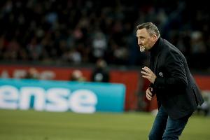 記者：尼斯主帥海斯決定留任，球隊已遭遇6連敗