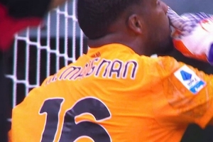 出戰(zhàn)4場(chǎng)零封3場(chǎng)！邁尼昂當(dāng)選11月米蘭隊(duì)內(nèi)最佳球員