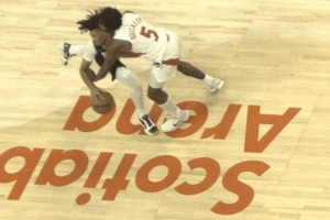 火眼金睛！夏普突破奎克利失誤 開拓者挑戰(zhàn)成功&變后者犯規(guī)