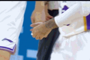 王者歸來！同曦追到2分 里勒手纏繃帶連中三分&2+1獨(dú)得9分