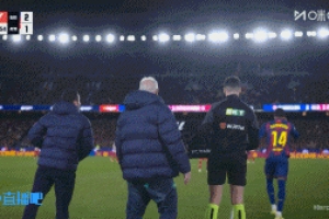 進(jìn)球功臣！巴薩換下萊萬(wàn)、奧爾莫，換上拉什福德、費(fèi)蘭