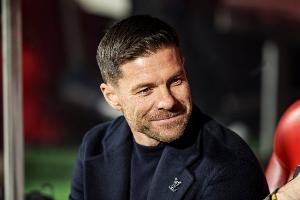 阿斯報(bào)：阿隆索仍贏得了董事會(huì)的信任 歐洲超級杯將是關(guān)鍵之戰(zhàn)