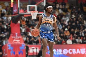 黑根斯6分3板11助2斷！潘江：防守積極性&籃板&串聯(lián)是我們需要的