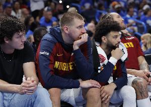 砍50+且TS%超九成！最近三位為約基奇、戈登、穆雷 庫(kù)里三次做到