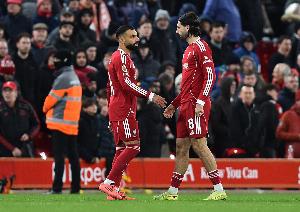 狀態(tài)啥時(shí)候來?。坷锲纸?場(chǎng)僅1勝1平3負(fù)，暫居英超第8歐冠第13