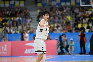 楊舒予19中14爆砍生涯新高38分 率隊擊敗上海 劉禹彤33分7板