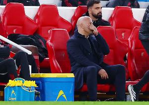 斯洛特：這個(gè)賽季，我們有太多次在沒給對(duì)手太多機(jī)會(huì)的情況下丟球