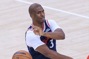 名記：快船送走保羅后需要補(bǔ)強(qiáng)后衛(wèi)線 但薪資空間不足只能簽雙向