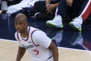 楊毅：不覺得保羅這么做有道理 但為他一輩子都堅持做自己而高興