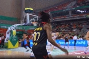 一劍封喉！特奎維恩·史密斯準(zhǔn)絕殺 全場18中11砍下41分10助2斷