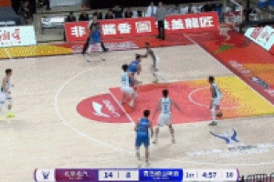 黃雀在后！紀卓積極追防 起飛大帽扇飛范子銘上籃