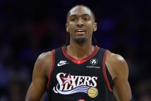 感謝小弟埃奇庫姆！馬克西28中13砍35分3板2助2斷 三分11中4