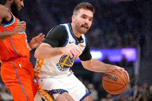 連續(xù)出色表現(xiàn)！斯潘塞8中5砍下16分4板4助 正負(fù)值+17險些助隊(duì)逆轉(zhuǎn)