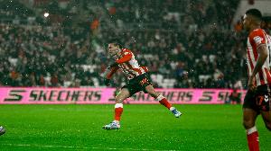 桑德蘭中場：客平利物浦讓我們自豪，現(xiàn)在更有信心面對曼城