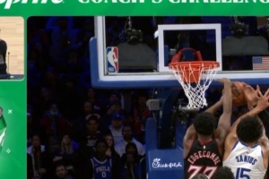 關(guān)鍵判罰！梅爾頓上籃不中球出界判給76人 勇士挑戰(zhàn)成功