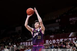 外線很準(zhǔn)！吳前5記三分球拿到22分2板6助1斷 正負(fù)值+33