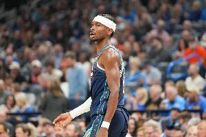 ??無敵！亞歷山大29分鐘爆砍33分三節(jié)打卡！投籃12中10！