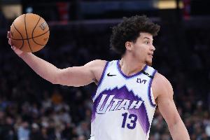 來(lái)勁了！18號(hào)秀克萊頓垃圾時(shí)間連中3記三分打停尼克斯