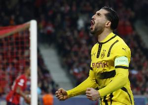 圖片報：加拉塔薩雷、費(fèi)內(nèi)巴切等隊想簽埃姆雷·詹，但球員想留隊