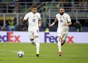 本澤馬：皇馬簽?zāi)钒团迨窍Ｍ麕ш犣A關(guān)鍵比賽，他要承擔這種壓力