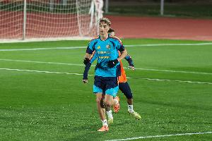 TA：赫伊森有望對陣阿拉維斯復(fù)出，姆巴佩和卡馬文加能否出戰(zhàn)成疑