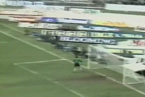 從鮮肉到大叔！還記得梅雷萊斯為藍(lán)軍打入的這記爆射嗎