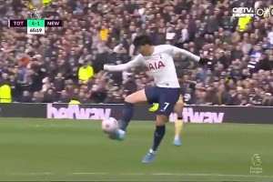 解說：孫興慜停球射門讓人想起了梅西