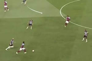 第一視角感受英超！轉播視角以為很遠？其實下一秒就到你臉上