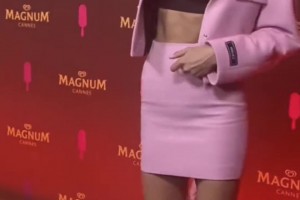 褪去C羅前女友的標(biāo)簽，伊莉娜依然是業(yè)務(wù)能力很強(qiáng)的世界超模