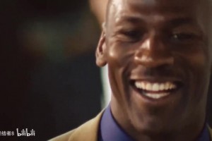 GOAT連傳球都這么美如畫，就問你要怎么防？