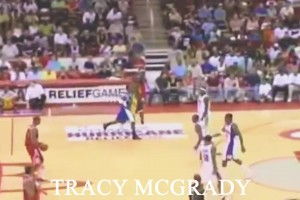 三分對(duì)飆越投越遠(yuǎn)！庫里之前麥迪和阿里納斯就這么干過