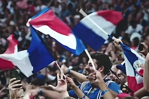 那一夜，我夢(mèng)到了一場(chǎng)金色的雨