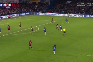 質(zhì)量極高！帕爾默禁區(qū)外遠(yuǎn)射，被伯恩茅斯門將飛身撲出