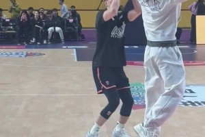 今晚將復出！郭艾倫賽前熱身投籃訓練！