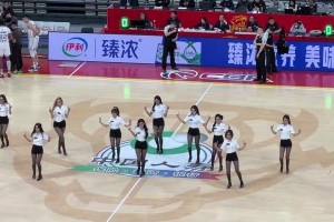 科比還不如杜蘭特？徐靜雨：純屬扯淡！杜蘭特任何榮耀也不比科比