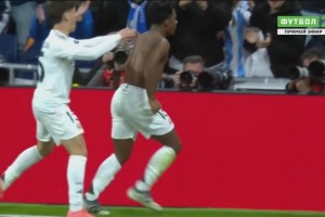 加時(shí)賽建功！恩德里克轉(zhuǎn)身抽射破門！脫衣滑跪慶祝染黃！