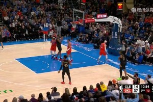 我這暴脾氣忍不了！阿特金森不滿判罰暴怒貼臉狂噴裁判吃T