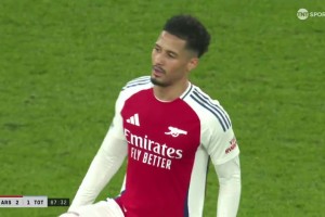 薩利巴對熱刺上演半場奔襲，隨后疑似受傷，記者：可能缺戰(zhàn)維拉