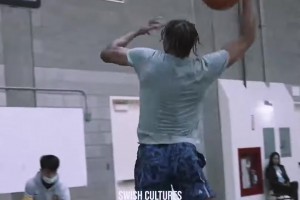 這就是火箭選你當(dāng)榜眼的原因？杰倫-格林這招叫做梯云縱吧