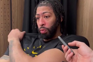 濃眉賽后贊祖巴茨：他進(jìn)步很大，還不斷打磨自己的低位技術(shù)