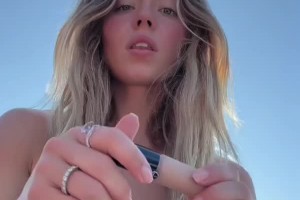 ??兄真喜！今日?qǐng)鲞呌^戰(zhàn)紐約德比的悉尼妹，連化妝教程都這么美